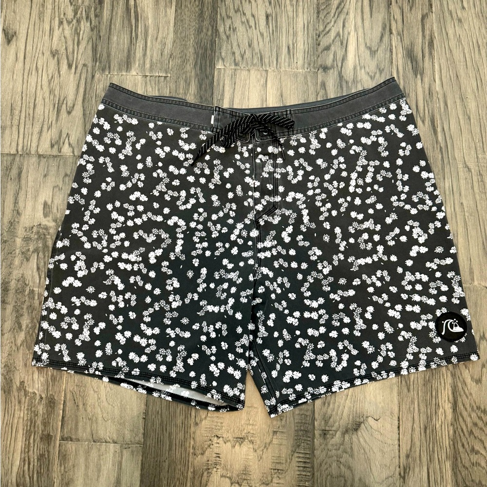 Quicksilver board shorts